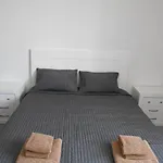 Апартаменты Realrent *