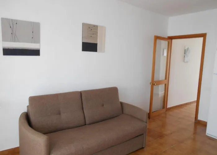 Realrent * Costa Teguise