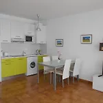 Apartament Realrent *