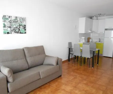 Realrent شقة