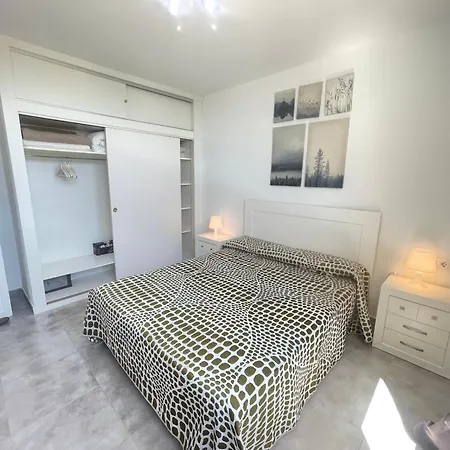 Realrent * Costa Teguise