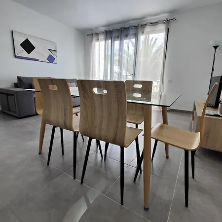 Realrent Costa Teguise