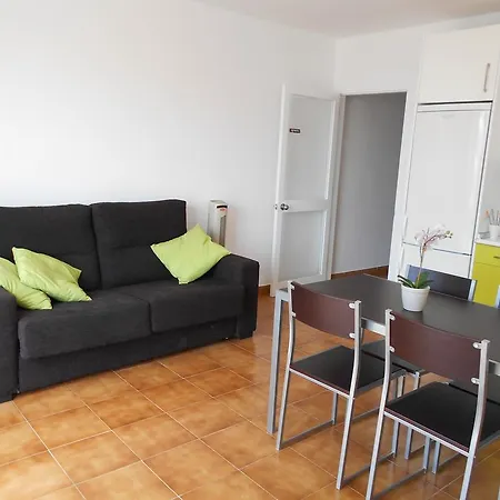 Realrent Costa Teguise