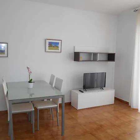 Realrent דירה קוסטה טגוויסה