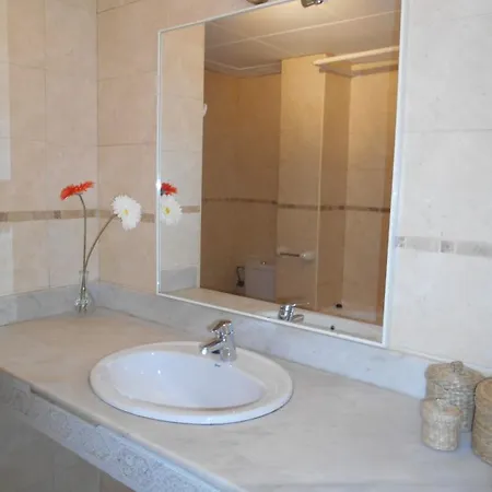 Realrent * קוסטה טגוויסה