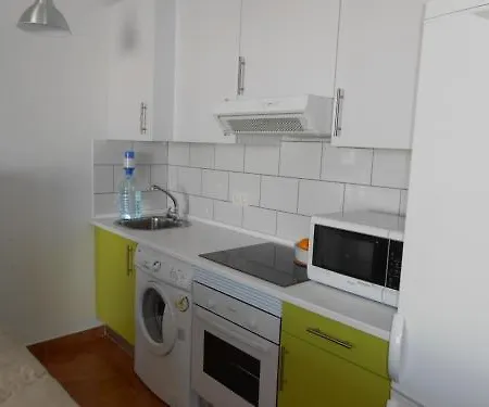 Realrent *